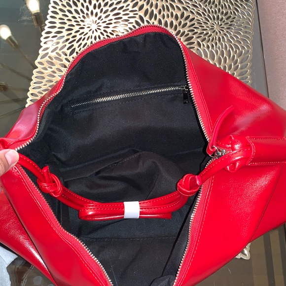 RED. PU leather knit shoulder strap hobo bag. - Picture 3 of 3
